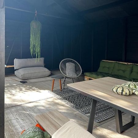 Bijzonder Lekker Overnachten Beetsterzwaag Exteriör bild